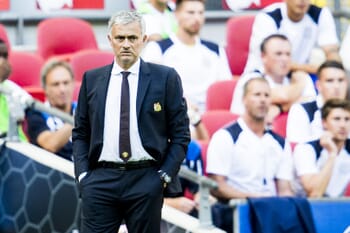 football_mourinho_manchester-united_premier-league.