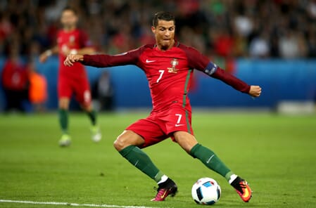 football_portugal_cristiano-ronaldo