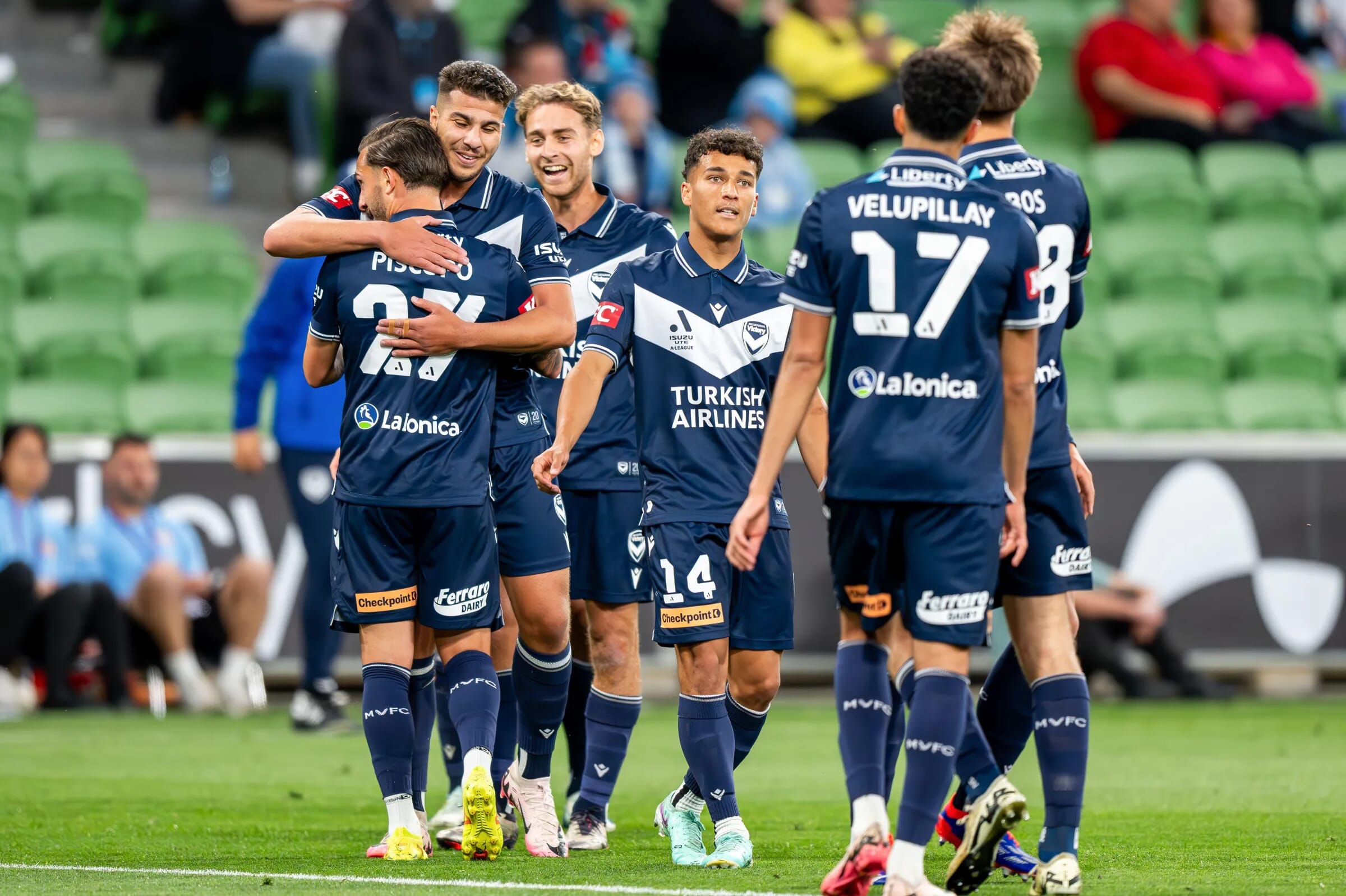 Melbourne Victory vs Sydney Fc: kickoff and what to watch